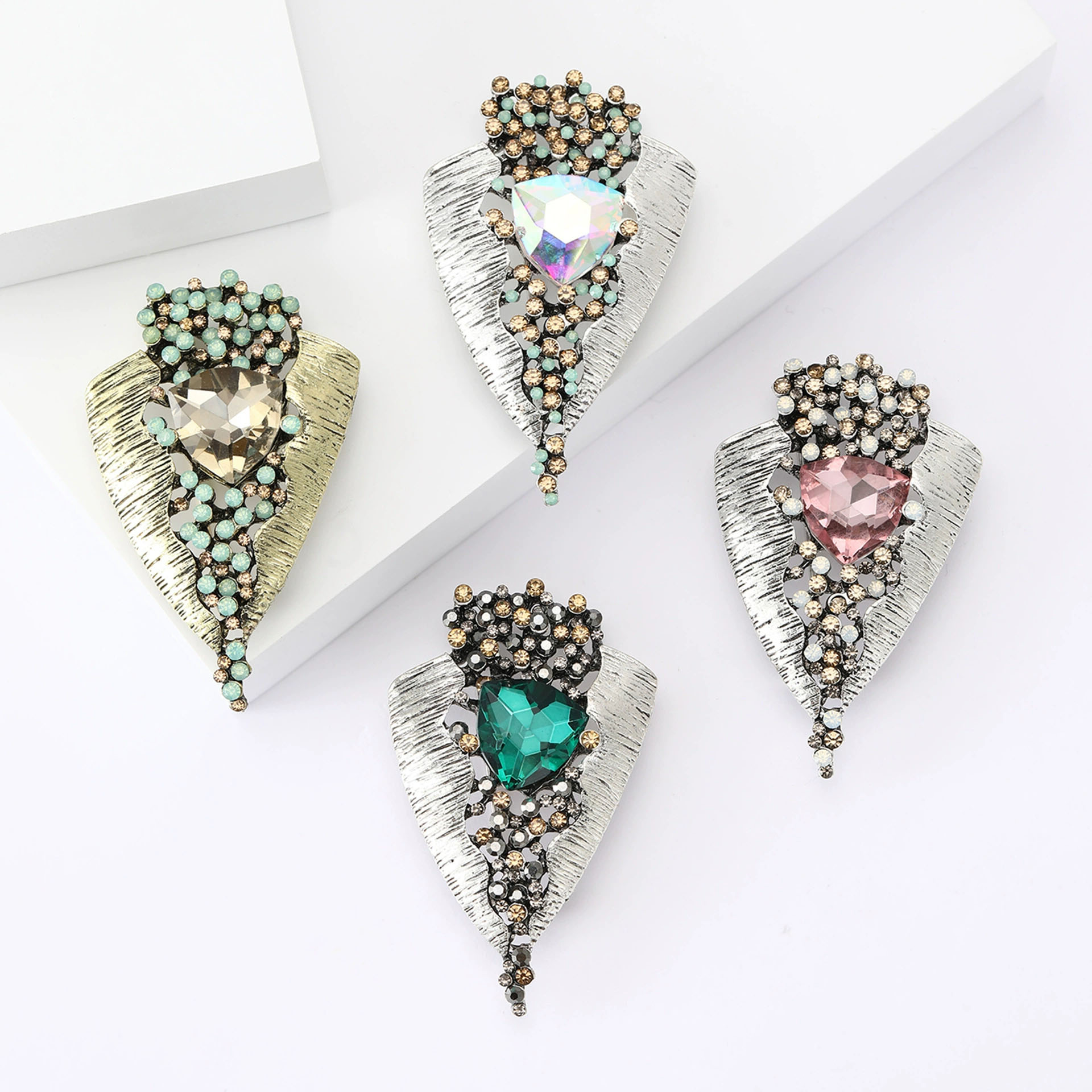 Suit Supply Wedding Party - Broche Creativo Vintage, Accesorio de Ropa