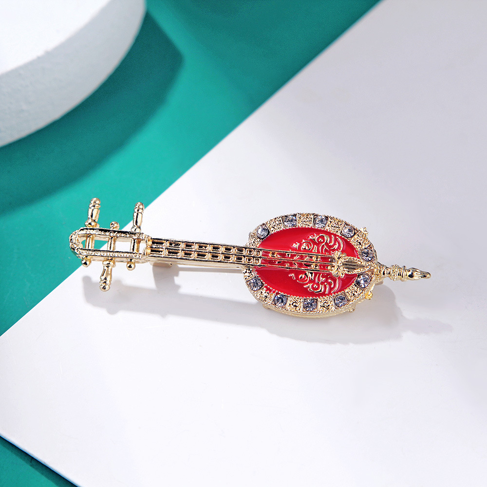 Broches de esmalte rojo de Lut - Suit Supply Wedding Party reseña y precio